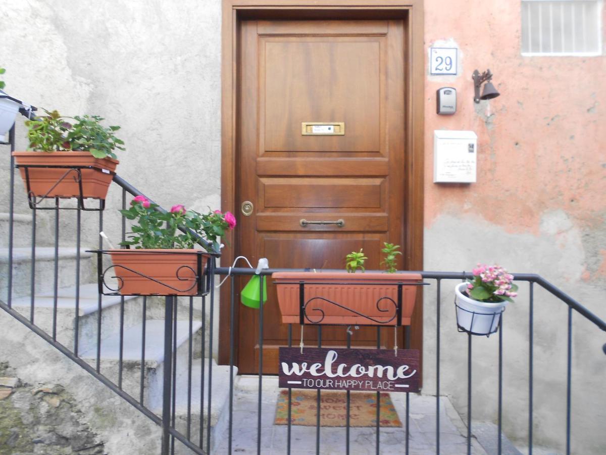 Alloggio Turistico Rizzuto - Centro Storico Bracciano  Esterno foto