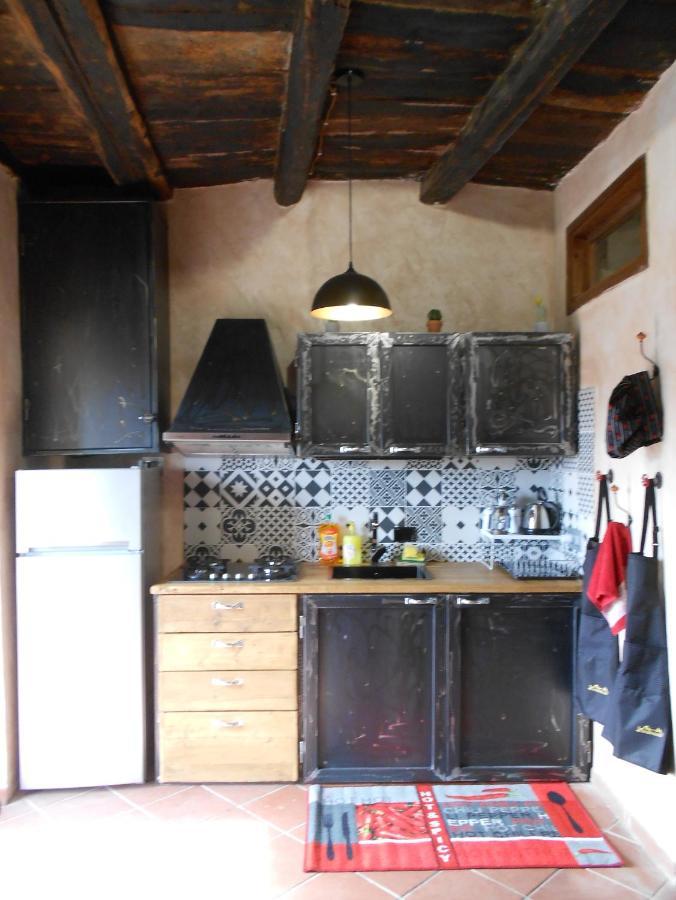 Alloggio Turistico Rizzuto - Centro Storico Bracciano  Esterno foto